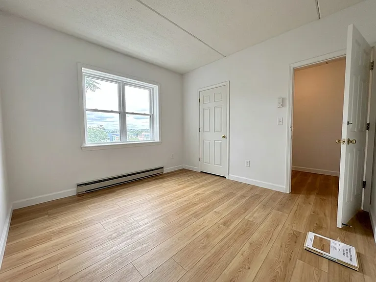 26 Ellingwood St #26 — Photo 16