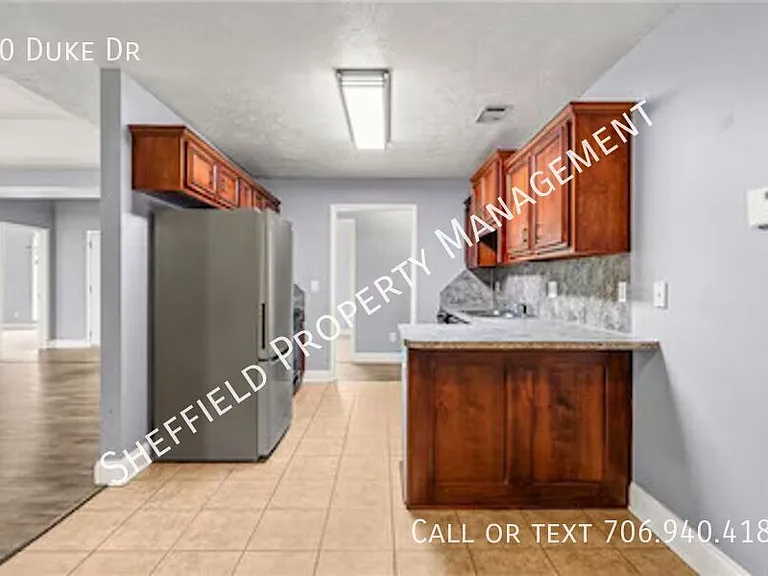 60 Duke Dr — Photo 6