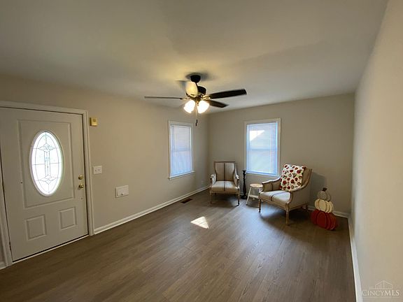4th image of 7027 Ellen Ave