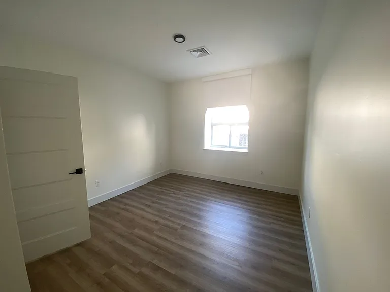 One Park Apartments — Photo 45