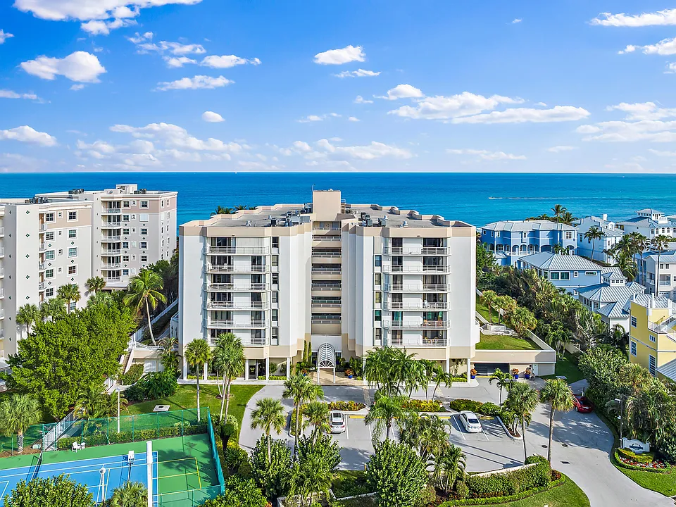 176 Helios Dr #308