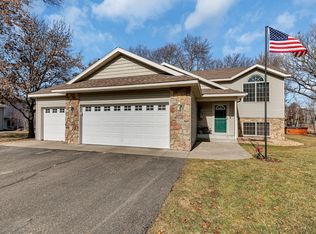 1907 Maple Ln, Saint Cloud, MN 56304