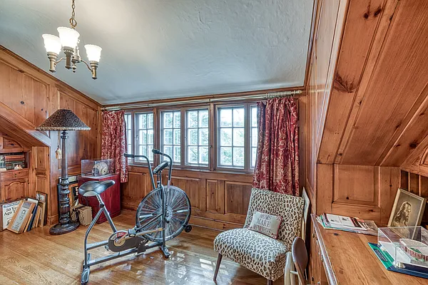 Sold by Century 21 American Homes | media 17