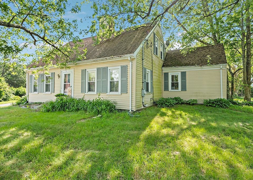 1st image of 369 Washington St