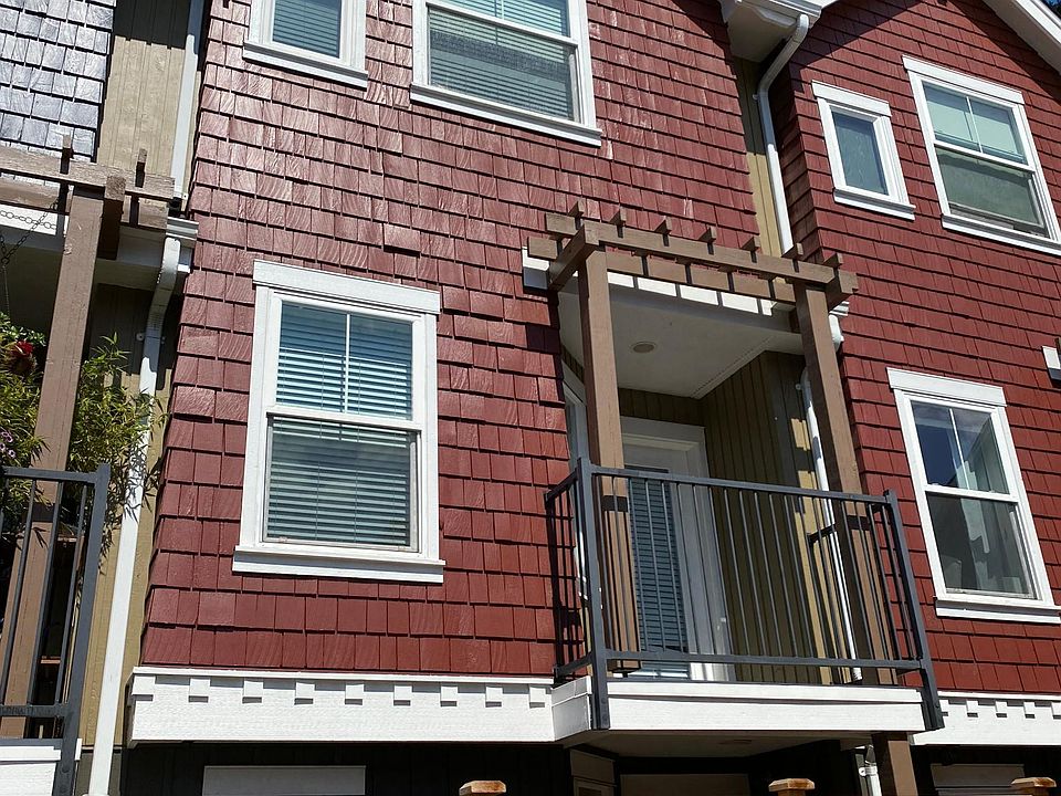 Front of townhouse