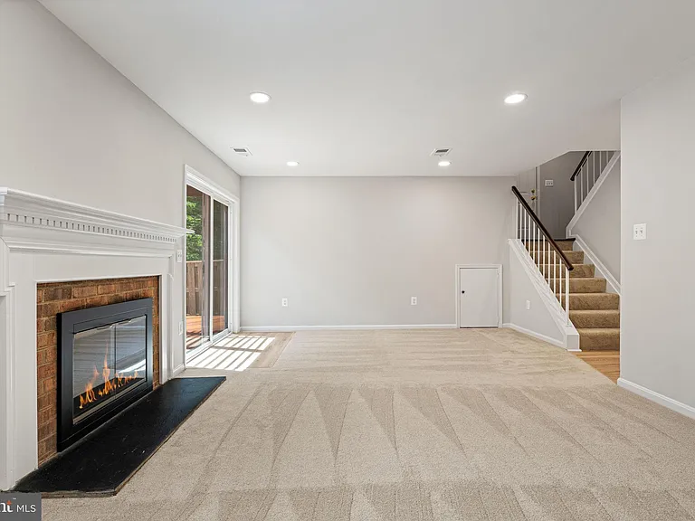 7867 Wintercress Ln — Photo 28
