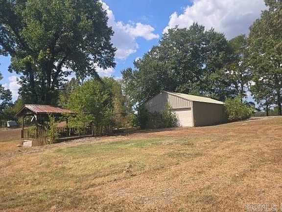 3rd image of 100 Caney Creek Rd
