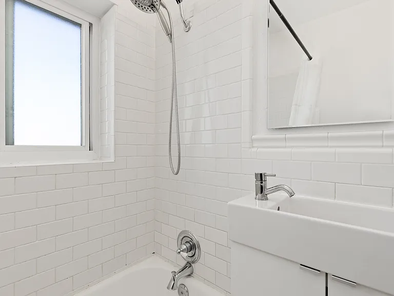 1481 Ash St #4 — Photo 21