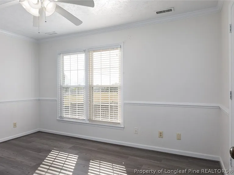 1228 Woodland Dr — Photo 10