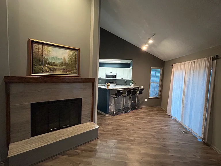 12204 Charlotte St — Photo 42