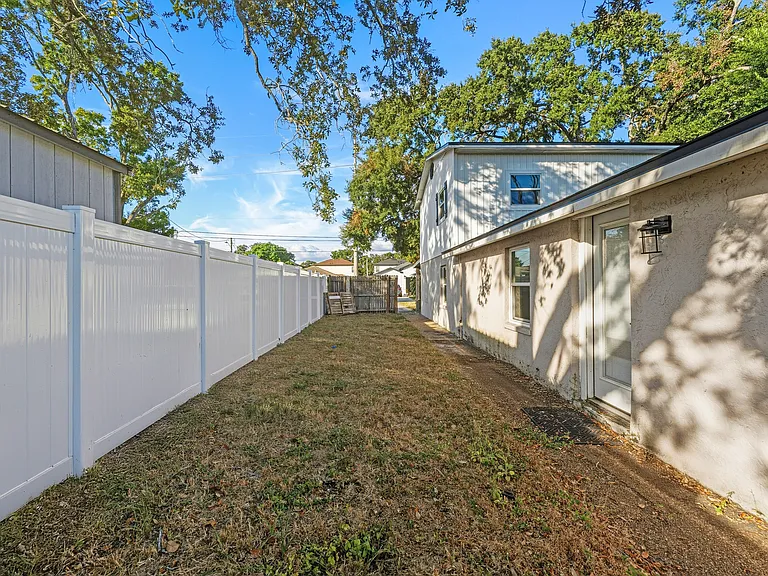 4016 W Nassau St — Photo 29