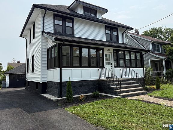 2nd image of 319 Crestview Pl