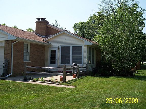 NW rear w/patio
