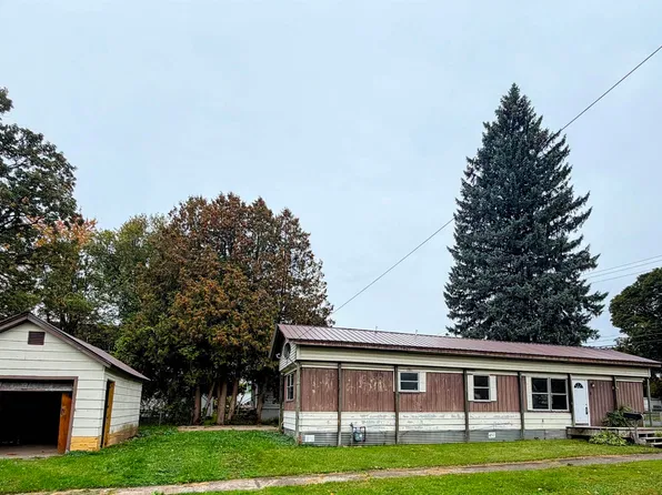 602 Rensselaer Ave, Ogdensburg, NY 13669