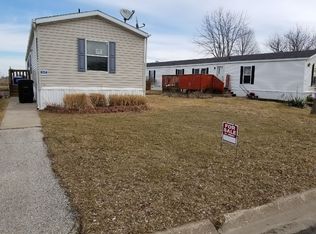 7171 W 60th St TRAILER 165, Davenport, IA 52804