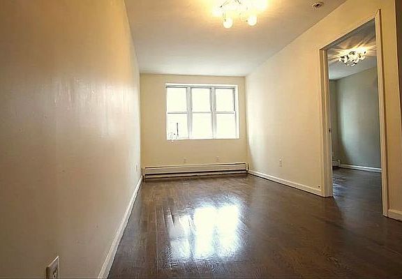 4th image of 315 Pulaski St APT 2A