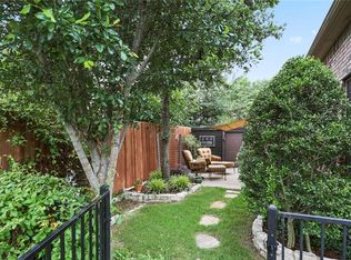 1948 Canterbury Dr, Bedford, TX 76021