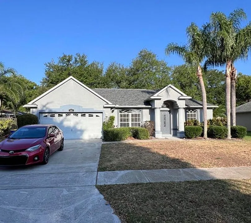 830 Laurel Dr