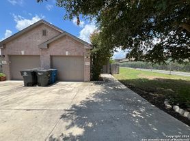 271 Rosalie Dr, New Braunfels, TX