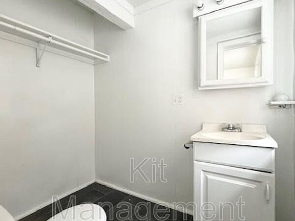 2nd image of 5732 Gay St