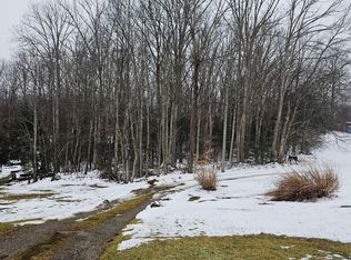 Gardner Ln, Norton, VA 24273