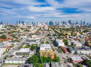 1855 SW 1st St APT 403, Miami, FL 33135