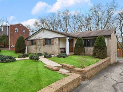 163 Greylock Dr, Pittsburgh, PA, 15235