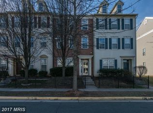 20349 Vermeer St, Ashburn, VA 20147