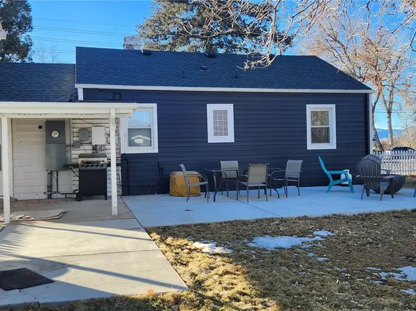 2300 Iris Street, Lakewood, CO 80215