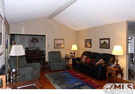 3rd image of 6305 Los Altos Dr