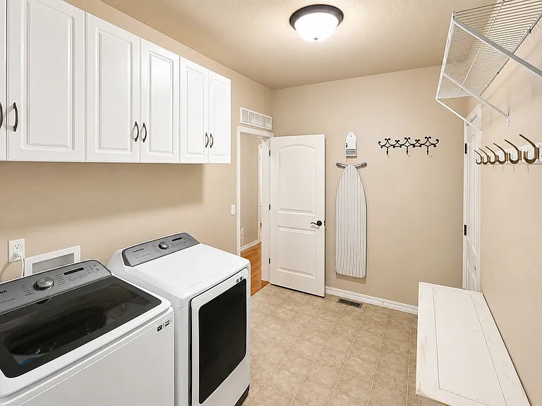 1102 Crystal Basin Dr — Photo 20