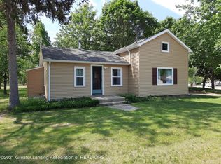 451 W Plain St, Eaton Rapids, MI