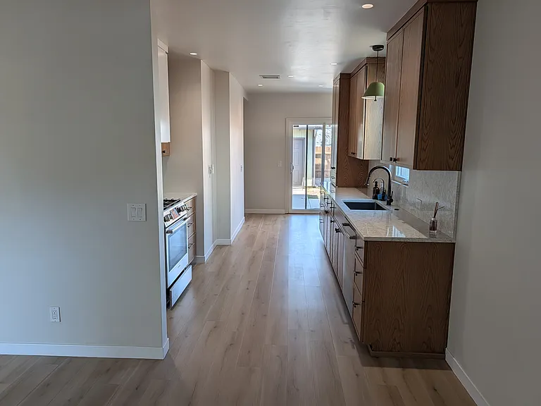 3370 Madison Ave — Photo 8