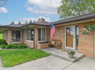 N112W19702 Mequon Rd, Germantown, WI 53022