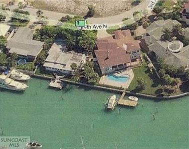 1st image of 440 4th Ave N