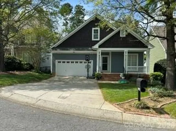 2615 Merion Hills Ct, Charlotte, NC 28269