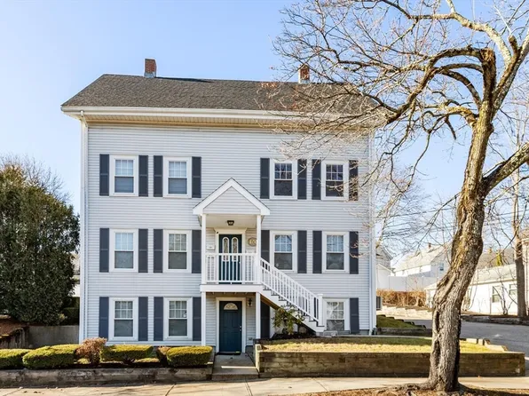 120 Vernon St #2B, Wakefield, MA 01880