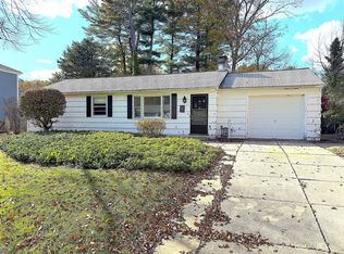 43 Chandler Ave, Walpole, MA 02081