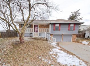 4912 S Bryant Cir, Independence, MO 64055