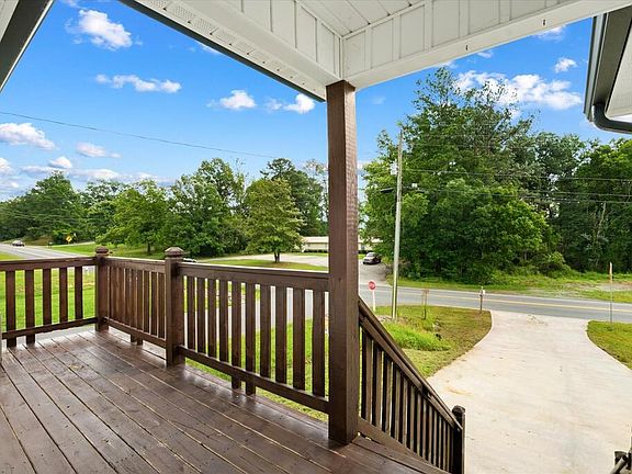3rd image of 229 Wagner Dr