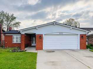 3553 Marc Dr, Sterling Heights, MI 48310