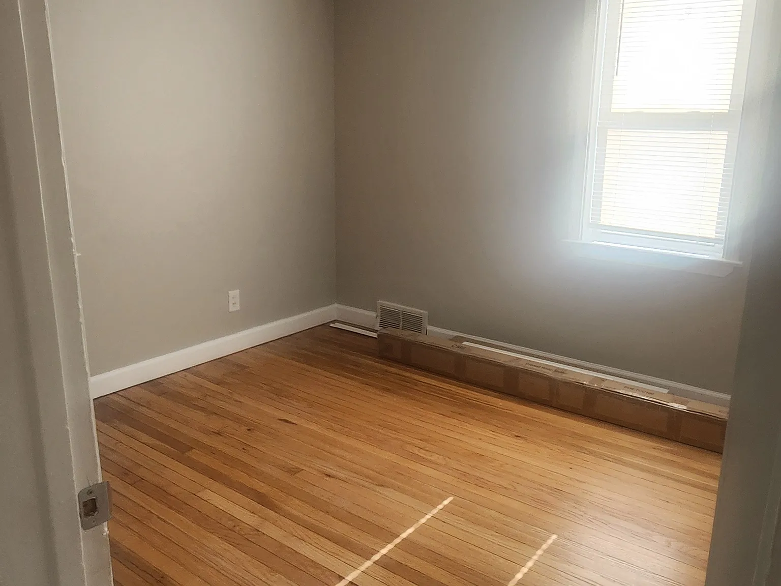 1 bed, 500 sqft, $1,100 — Photo 4