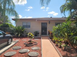 3804 Heather Dr E, Greenacres, FL 33463