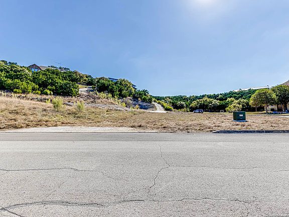 3rd image of 23018 Prescott