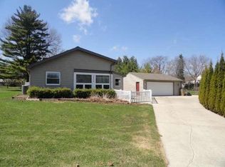 9206 32nd Ave, Kenosha, WI 53142