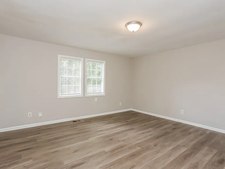 1343 Ling Dr SW — Photo 9