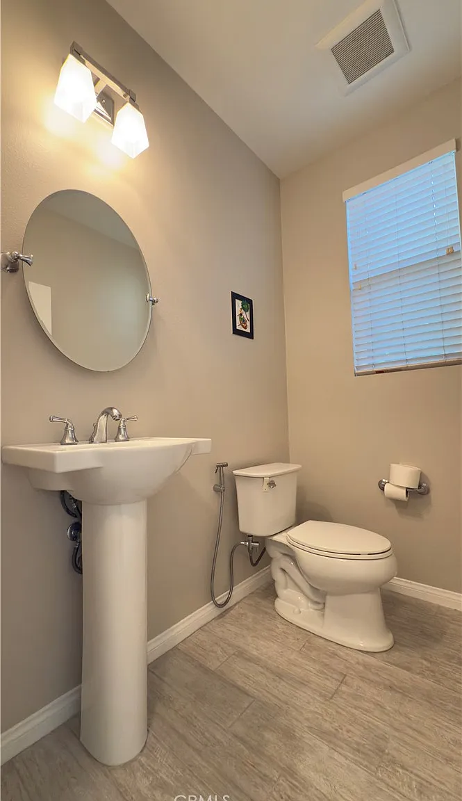 3 bed, 2.5 bath, 1920 sqft, $5,500 — Photo 4