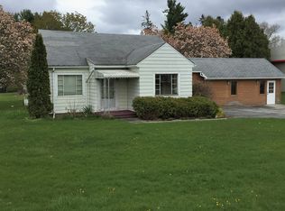 1048 E Caro Rd, Caro, MI 48723