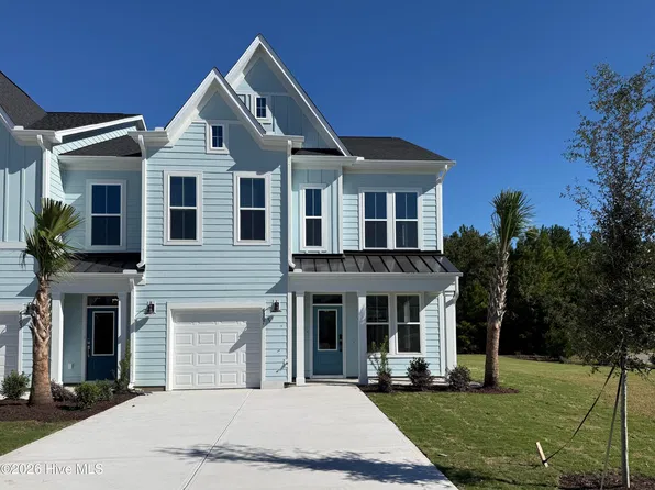 6807 Fellowship Drive, Leland, NC 28451