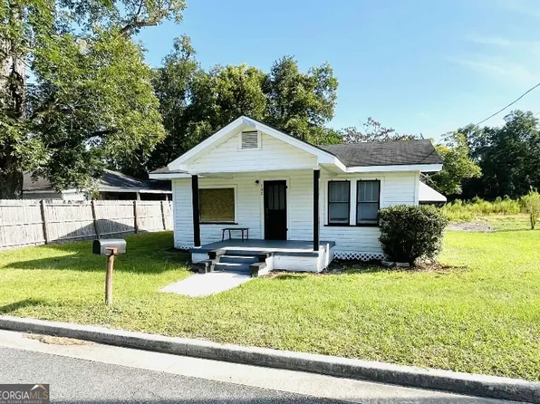 702 E Waring St, Waycross, GA 31501